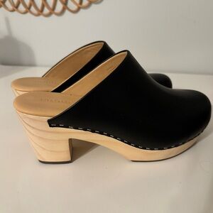 Nisolo Black Heeled Clog